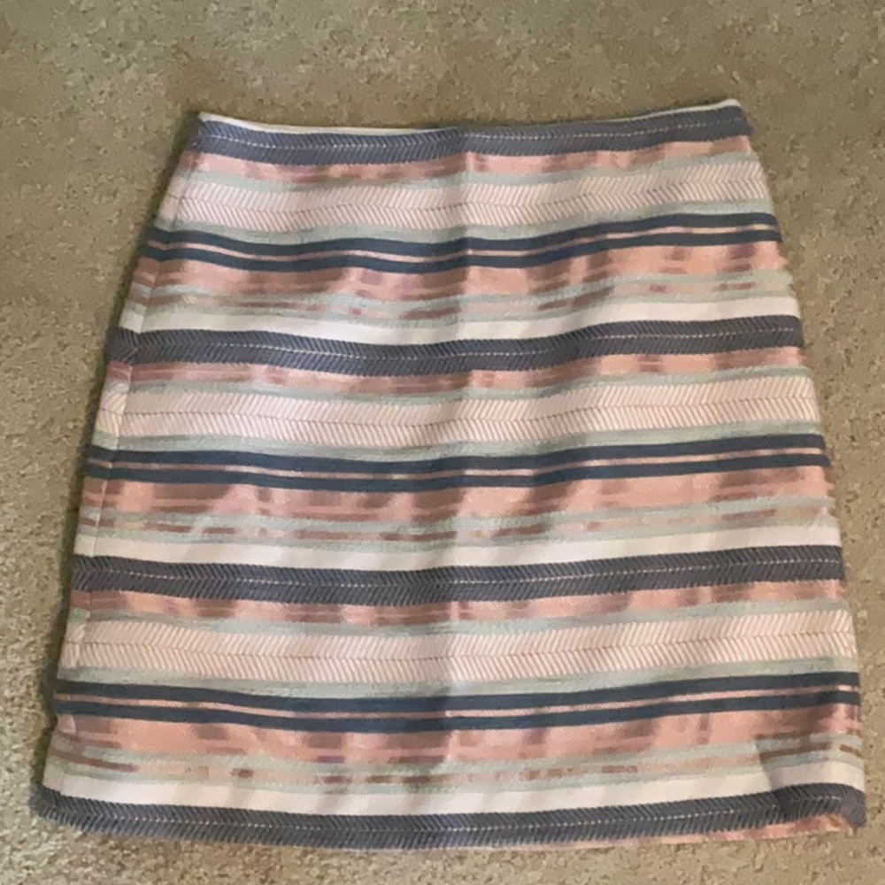 Loft pencil skirt